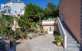 Apartment Studio Close To Sea