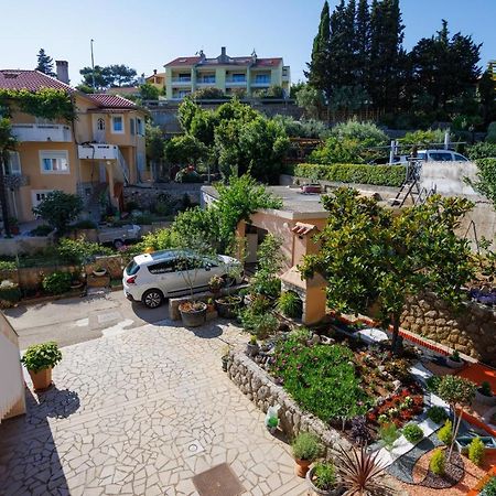 Apartment Studio Close To Sea Krk Town Esterno foto