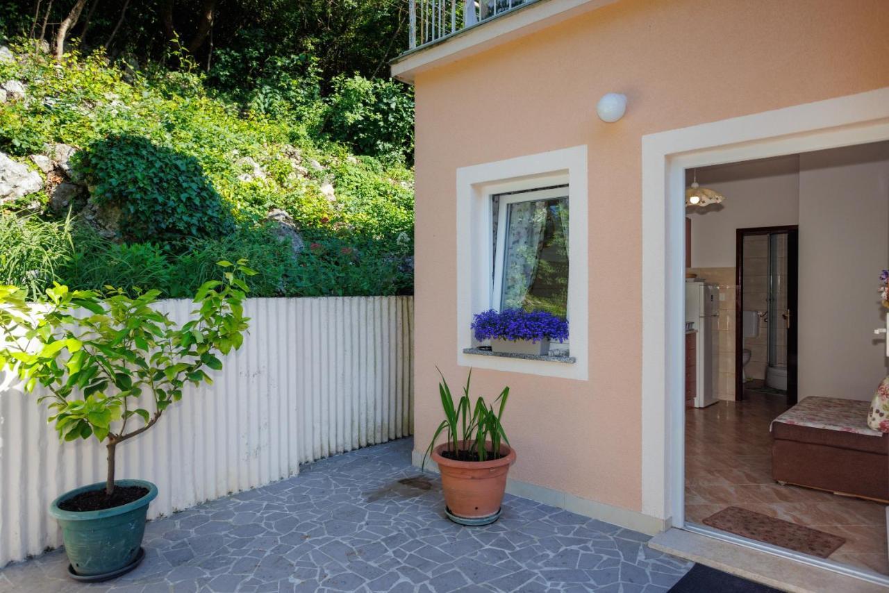 Apartment Studio Close To Sea Krk Town Esterno foto